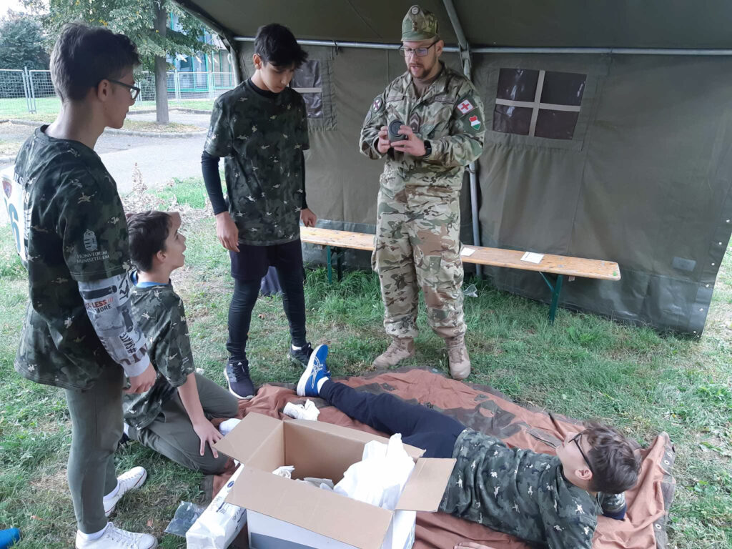 xxii. honvedelmi haditorna verseny eotvosoh 008