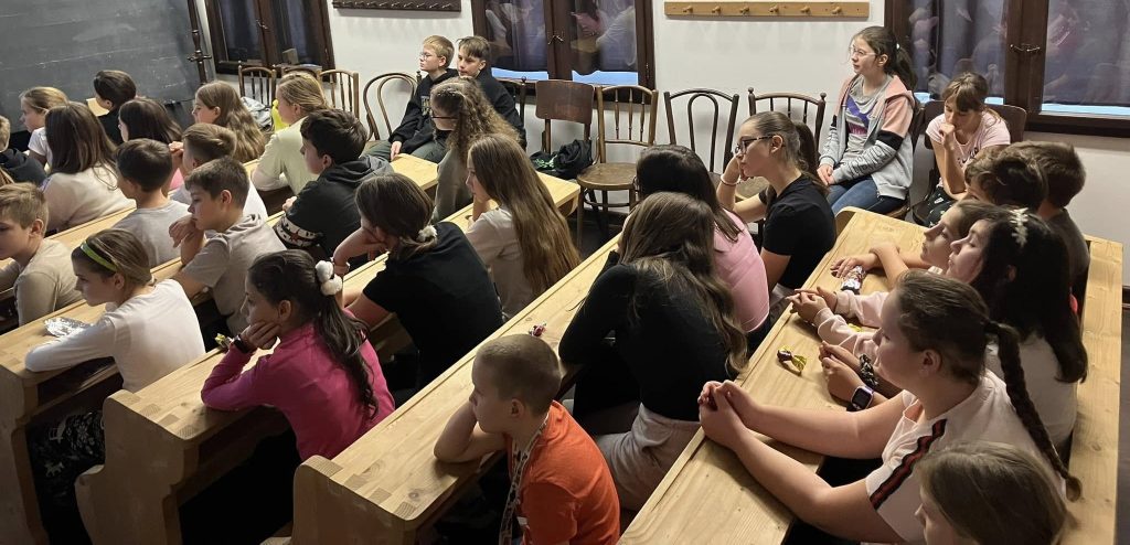 emlekterem-20241130