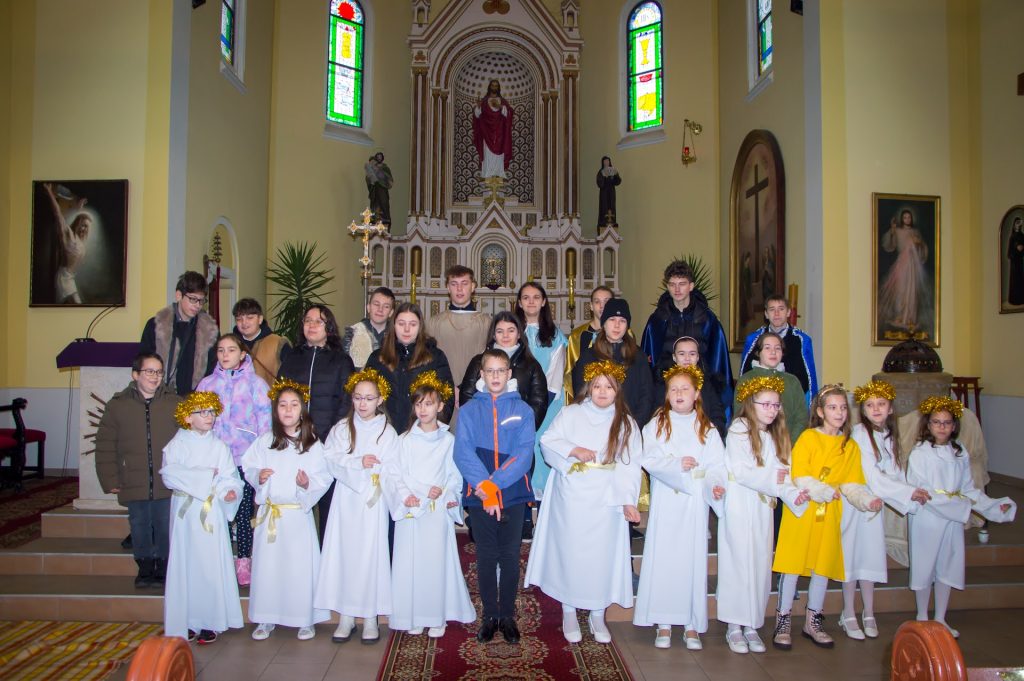 Karácsonyi műsor a Katolikus templomban