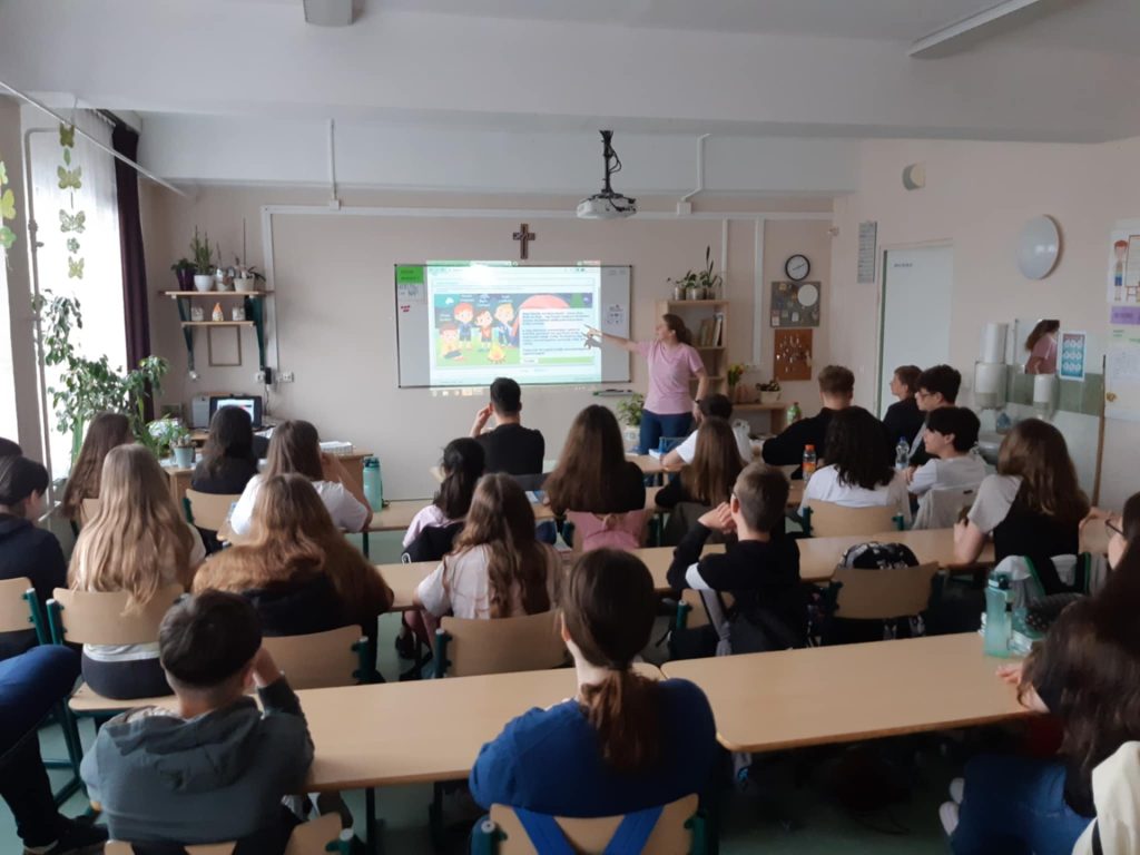 Határtalanul pályázat – 1. Előkészítő óra a hetedikeseknek-007