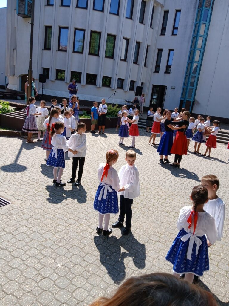 Nyarkoszonto Gyermekneptanc Fesztival Eotvosoh 20250614 0121