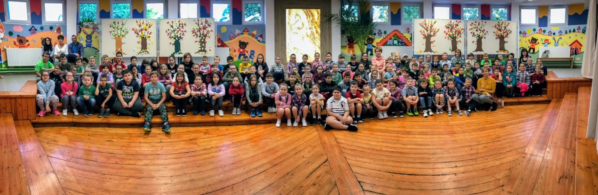 Szinek Hete Kockas Nap Eotvosoh 2019 10 11 0006