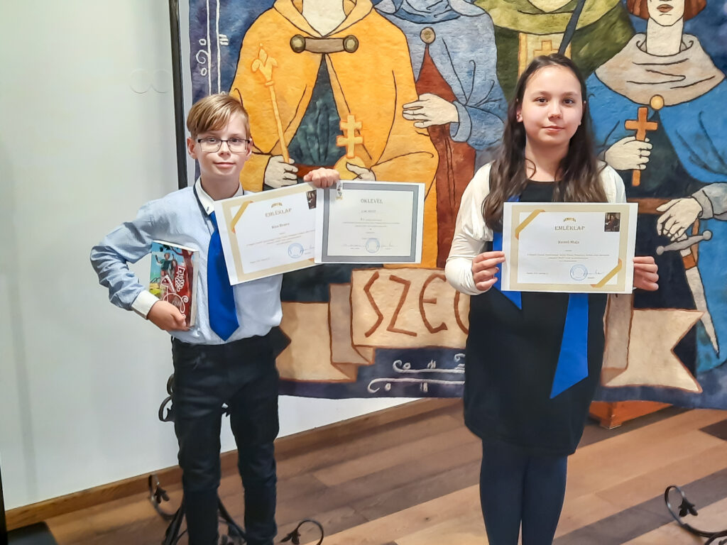 Versmondo Verseny Eotvosoh 001